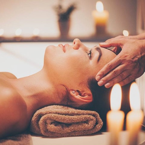 Candle Lit Massage Treatment